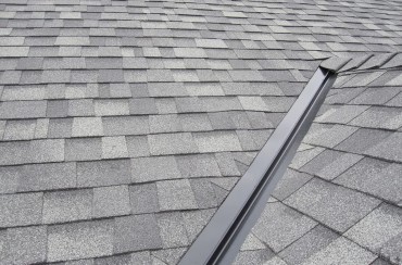 When should you replace your roof flashing?